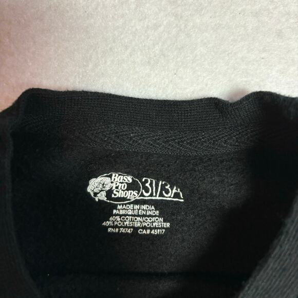 Bass Pro Shops Merry Fishmas Kids Sweatshirt Size 3T - Picture 2 of 3